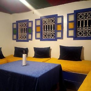 Camera con letto king size
